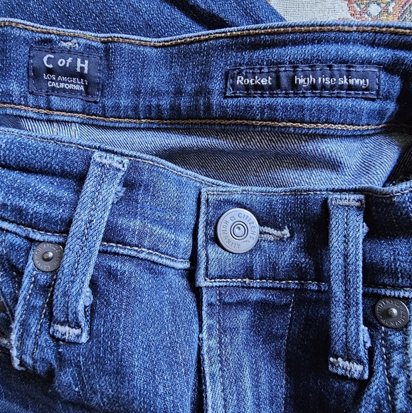 Citizens of Humanity skinny leg jeans, size 24. - Picture 3 of 7